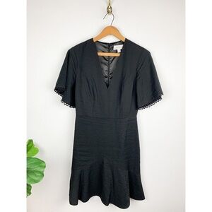 Shilla The Label Women’s Black V-Neck Flare Sleeve Mini Dress Sz S